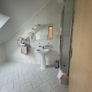 Vierbettzimmer